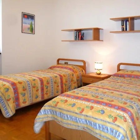 Casa Maria 230s דירה Perledo